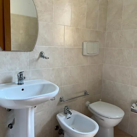 Luna La Ginestra Apartment *